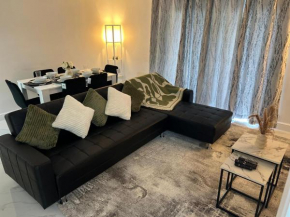 Warner Apartment Stratford - 20mins to Central London